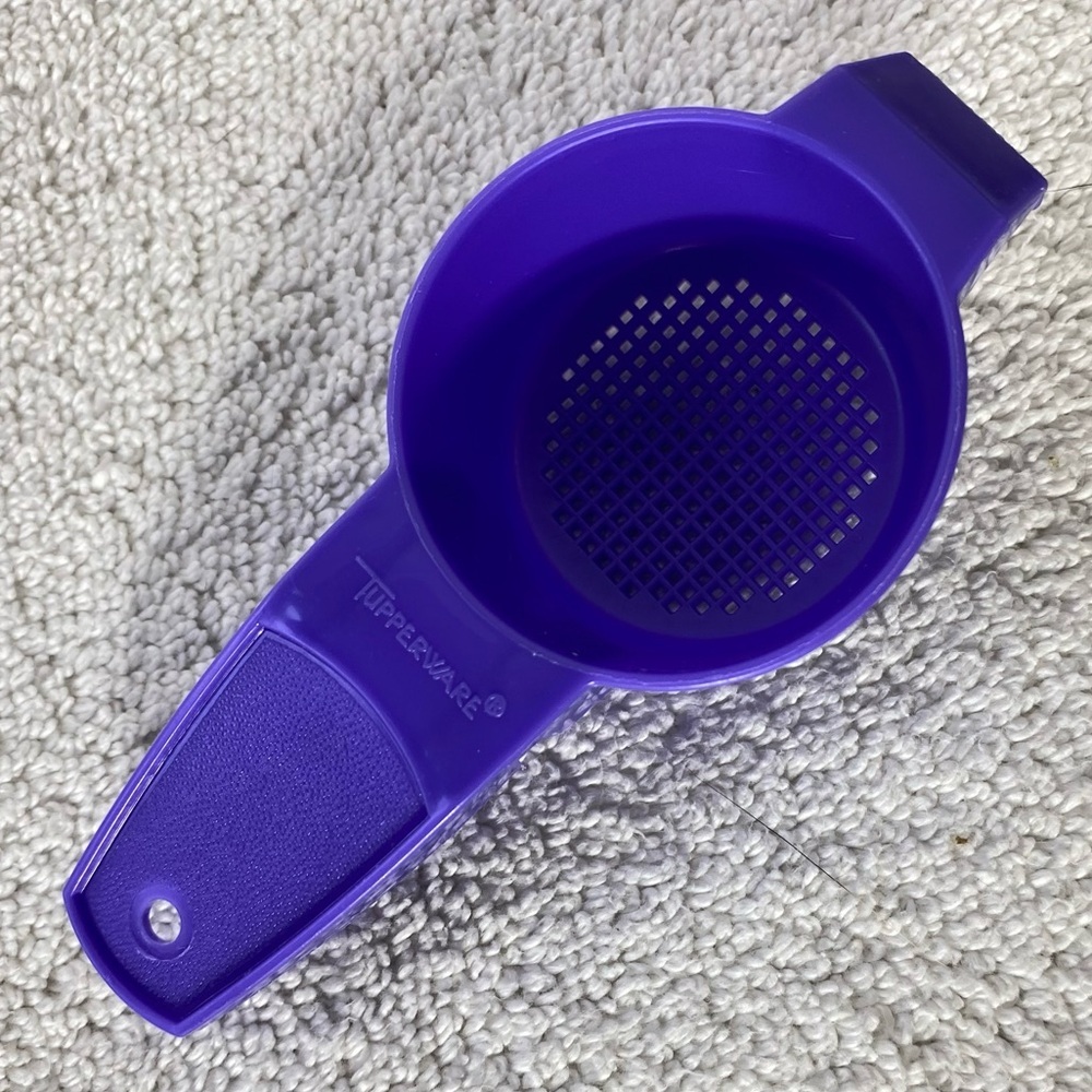 5/$35 Vintage Tupperware Purple Mini Sifter Strainer